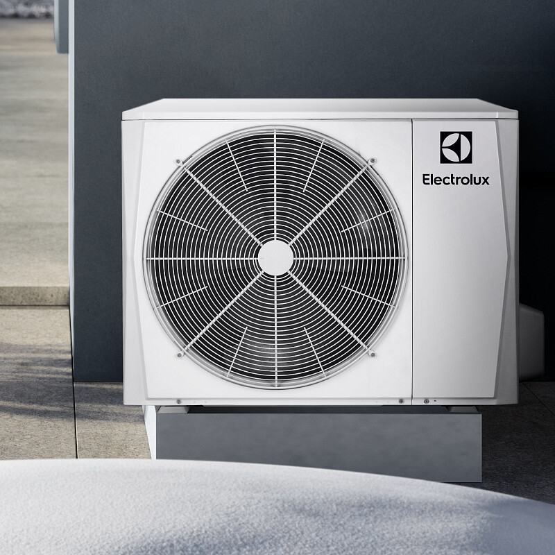 ELECTROLUX toplotna črpalka split 8kW [EMHP-8V/N8 + EHB-100/N8]