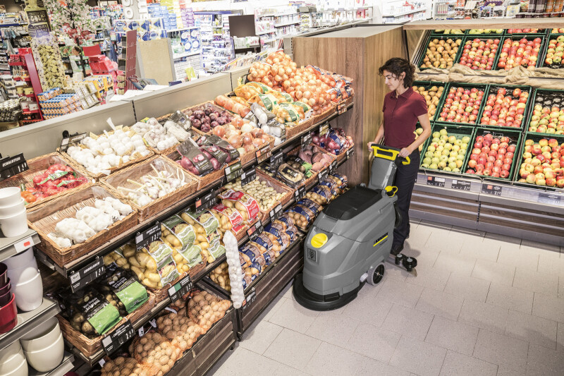 ee4d068372ef60f2f12aa83432918cee Karcher PROFI ribalec BD 43/25C Classic Bp 80Ah Li 1.515-408.0