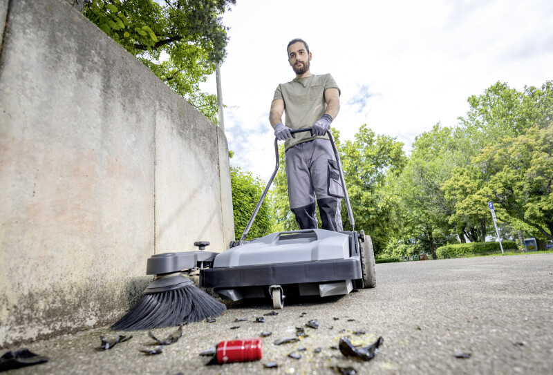 eea863481ebb9892d0f086f55a9931a0 Karcher PROFI pometač KM 70/15 C Classic 1.517-111.0